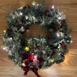 Victorian Themed Christmas Lights and Musical Artificial Wreath